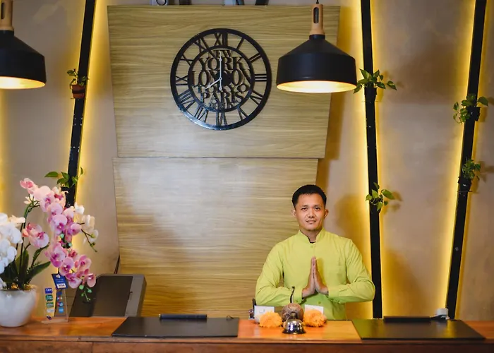 Bali Breezz Hotel
